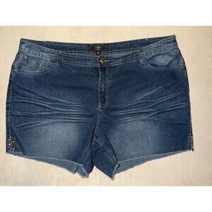 Cato women’s raw hem blue jeans short with studded on side split